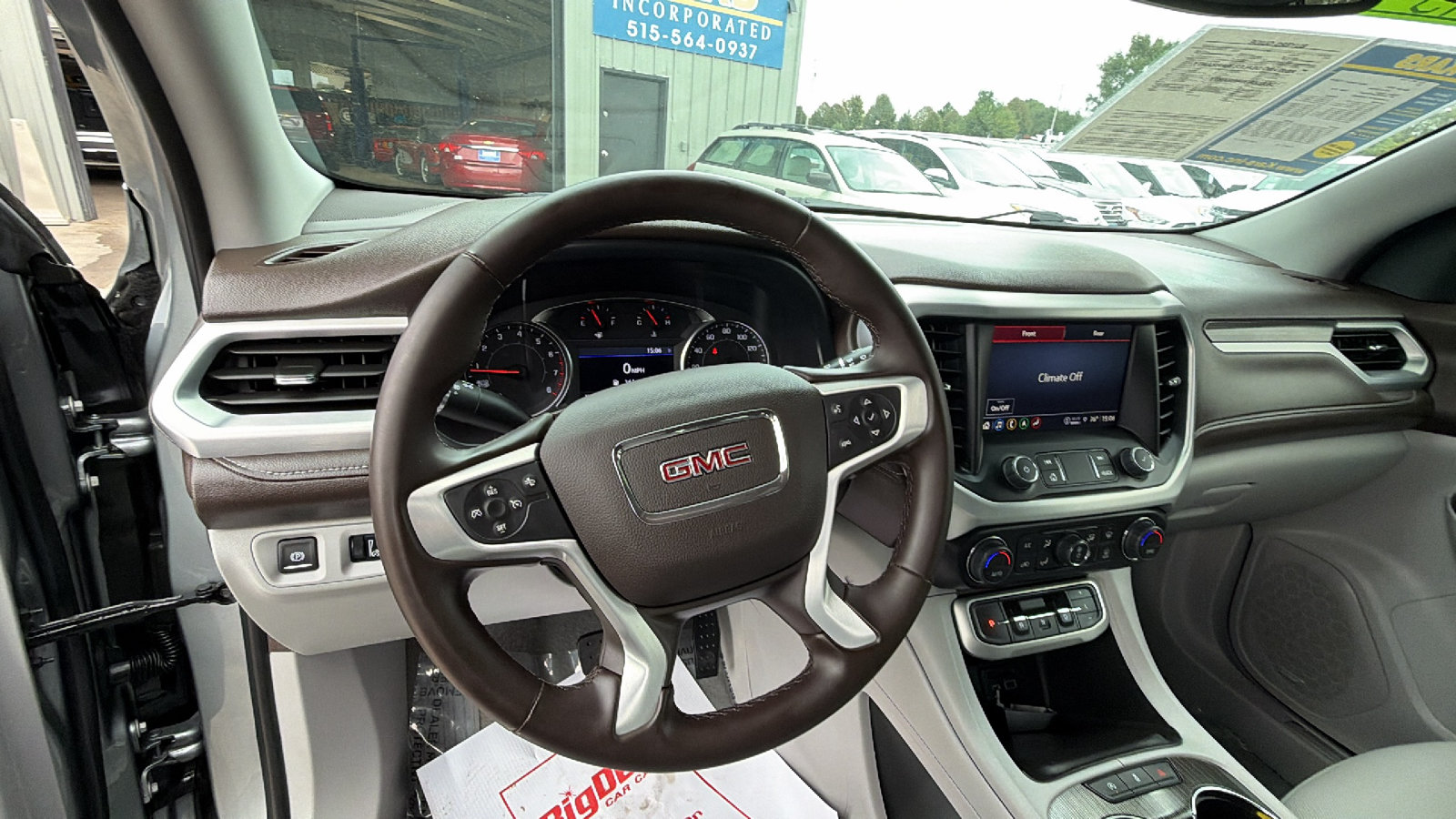 Used 2023 GMC Acadia SLT AWD/4WD image 14