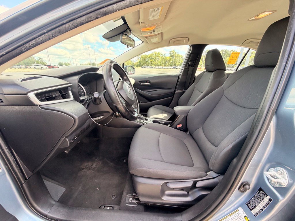 Used 2020 Toyota Corolla LE FWD image 14