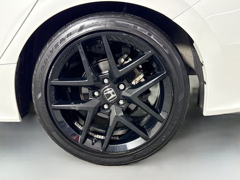 Used 2023 Honda Civic Sport image 27