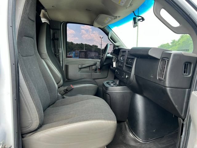 Used 2021 GMC Savana 2500 w/ Driver Convenience Package RWD image 17