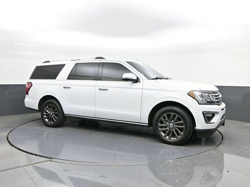 Used 2021 Ford Expedition Max Limited image 17