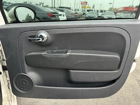 Used 2015 FIAT 500 Sport w/ Sport Appearance Group FWD image 19