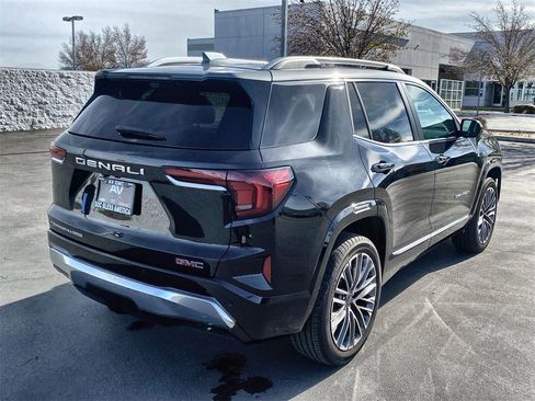 Used 2026 GMC Terrain Denali w/ LPO, Floor Liner Package image 37