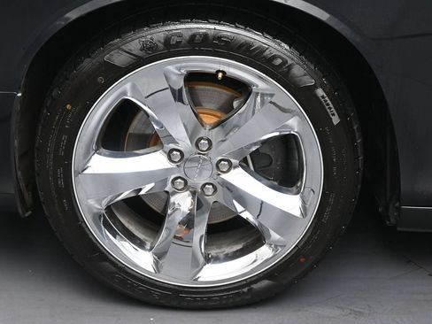 Used 2013 Dodge Challenger R/T Plus RWD image 30