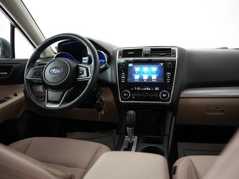 Used 2018 Subaru Outback 2.5i Premium AWD/4WD image 10