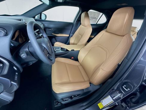 New 2026 Lexus UX 300h FWD image 16