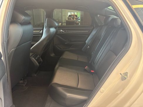 Used 2022 Honda Accord Sport image 10