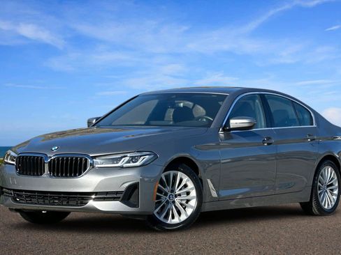 Certified 2023 BMW 530i w/ Convenience Package image 1
