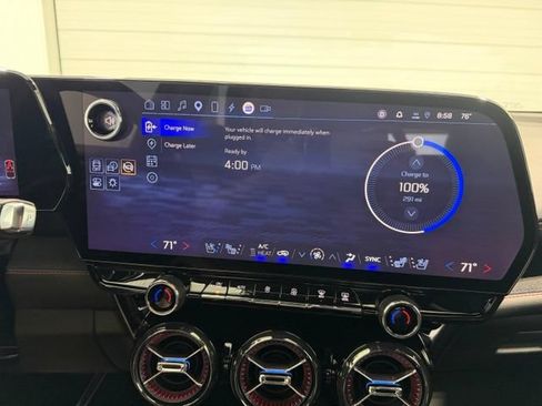 Used 2024 Chevrolet Blazer EV RS AWD/4WD image 17