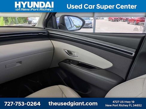 Certified 2024 Hyundai Tucson Limited FWD image 19