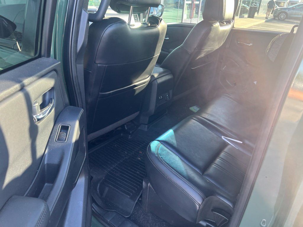 Used 2022 Nissan Frontier PRO-4X w/ Pro-4X Premium Package AWD/4WD image 8