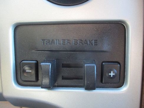 Used 2013 Ford F150 Lariat w/ Mid Equipment Group image 17