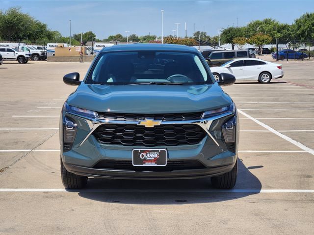 Used 2026 Chevrolet Trax LS FWD image 10