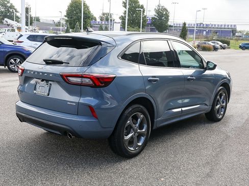 Used 2023 Ford Escape ST-Line w/ Tech Pack #1 AWD/4WD image 8