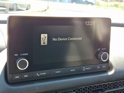 Used 2023 Honda HR-V LX image 18