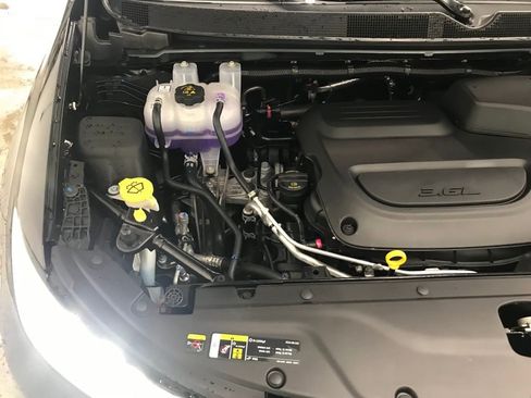 New 2026 Chrysler Pacifica Select image 48