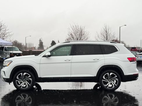 Used 2021 Volkswagen Atlas SEL Premium w/ MDO Package (Bench Seat) AWD/4WD image 2