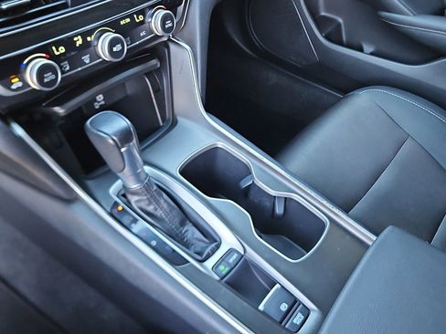 Used 2020 Honda Accord Sport image 20