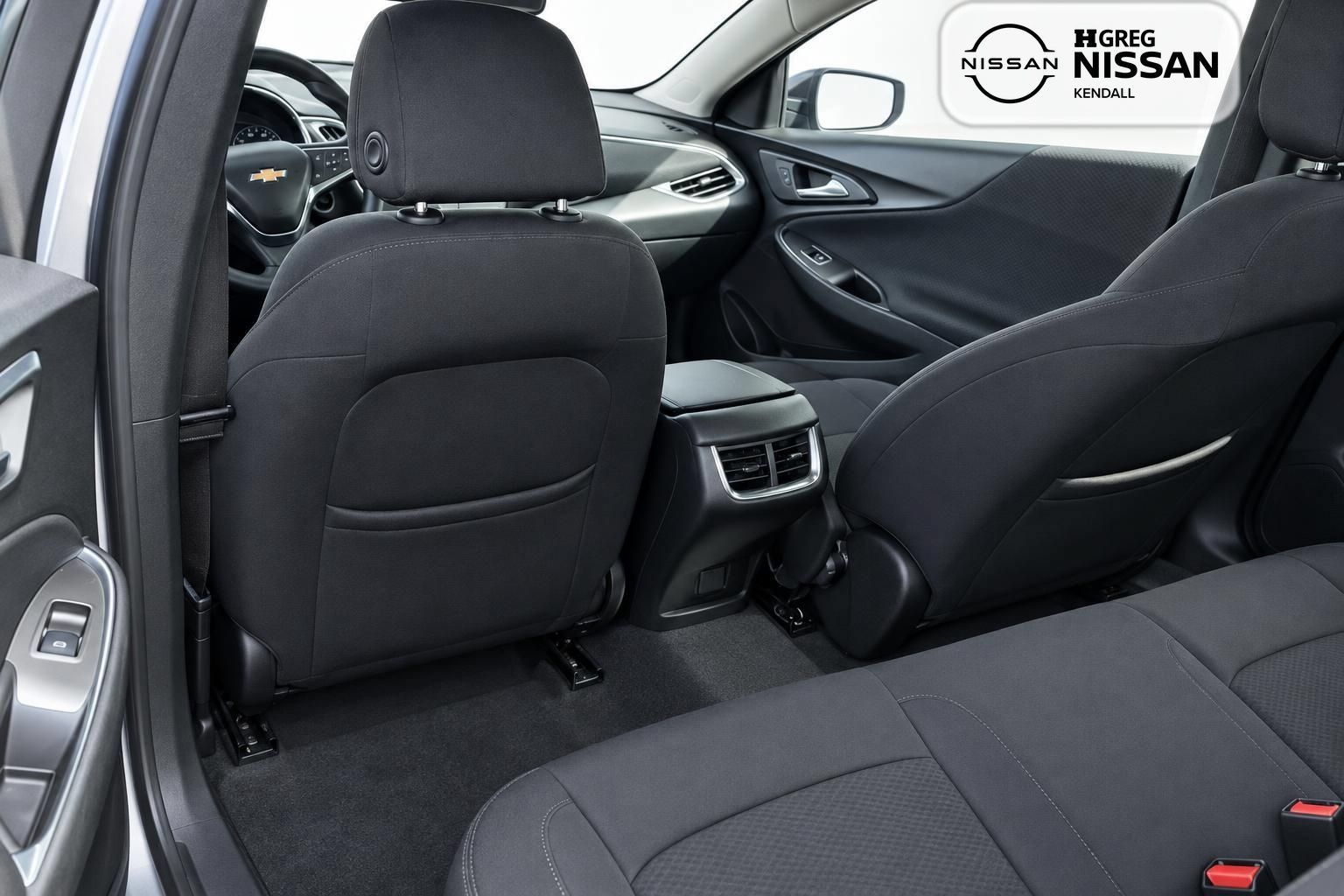 Used 2019 Chevrolet Malibu LT FWD image 12