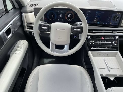 New 2026 Hyundai Santa Fe SE FWD image 17