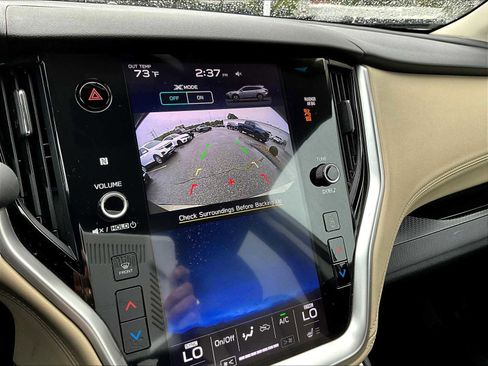 Used 2022 Subaru Outback Premium image 19