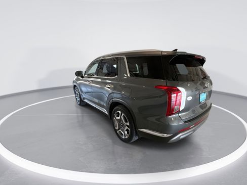 Used 2023 Hyundai Palisade Limited image 6