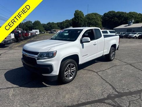 Used 2022 Chevrolet Colorado W/T w/ Custom Special Edition RWD image 4