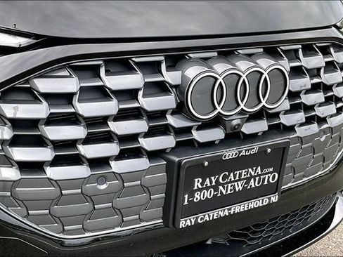 Used 2025 Audi Q5 Premium w/ Convenience Package AWD/4WD image 33