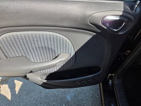 Used 2005 Chrysler PT Cruiser Limited w/ Chrome Accents Group FWD image 32