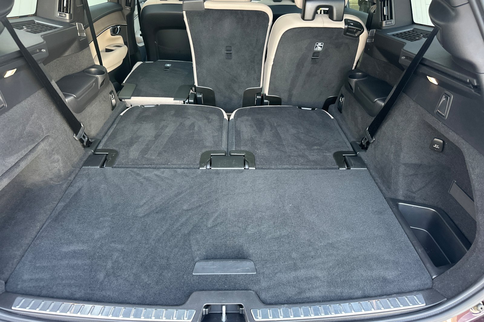 Certified 2026 Volvo XC90 B5 Core AWD/4WD image 19