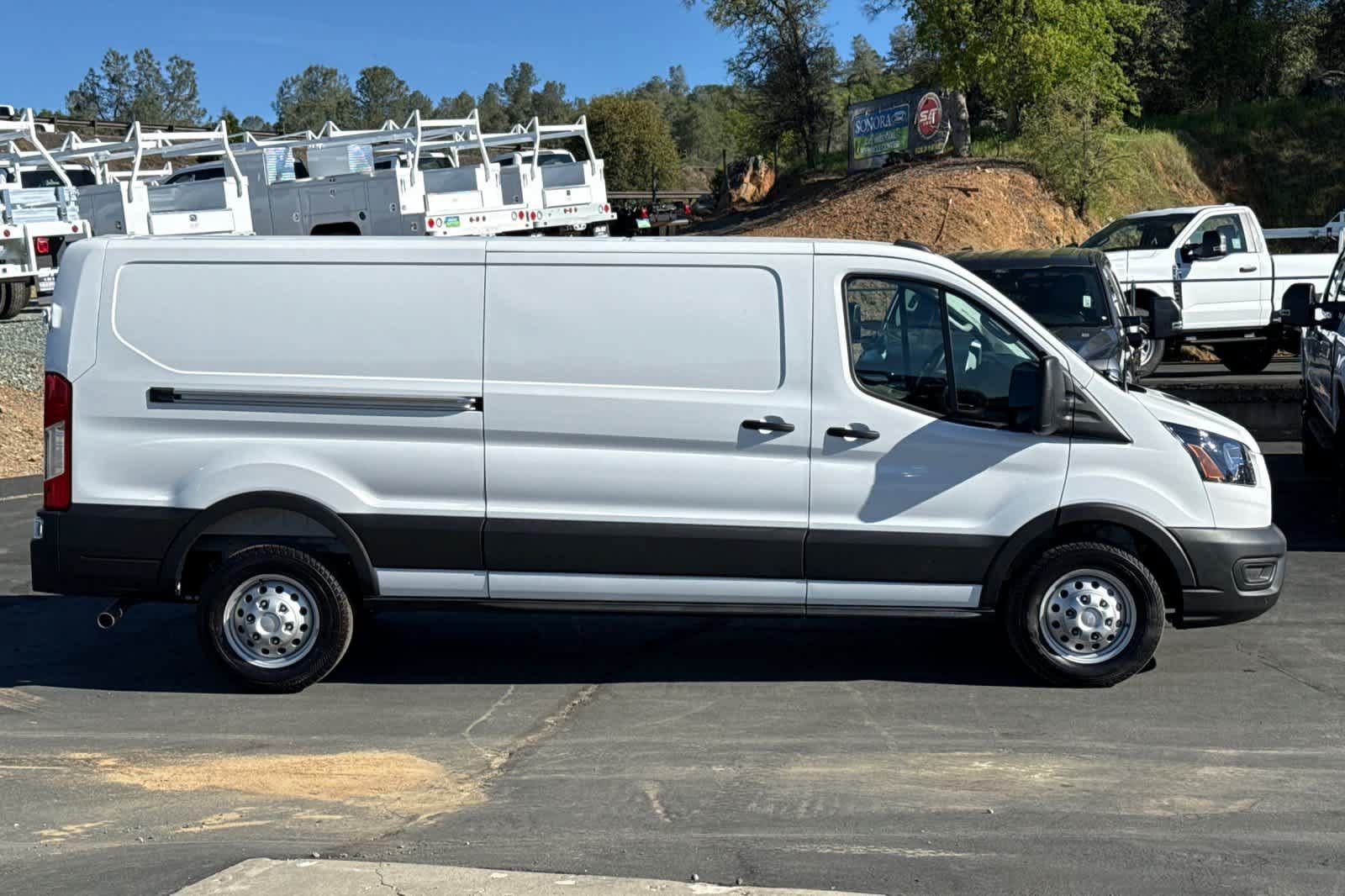 New 2026 Ford Transit 250 Low Roof AWD image 4