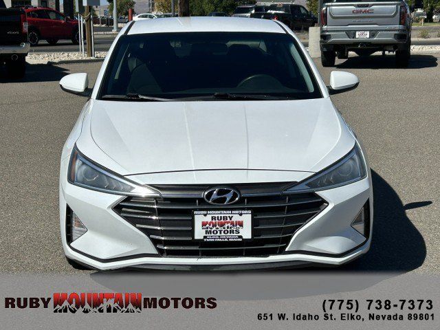 Used 2019 Hyundai Elantra SE w/ Cargo Package FWD image 2