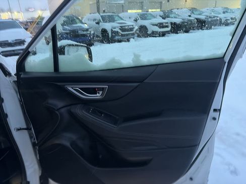 Used 2023 Subaru Forester Premium image 16