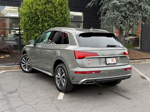 Used 2023 Audi Q5 2.0T Premium w/ Convenience Package AWD/4WD image 19