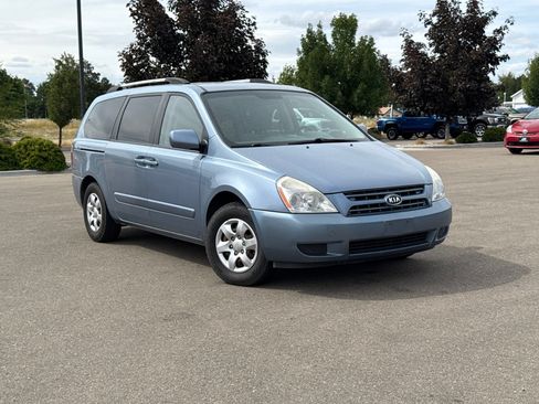Used 2009 Kia Sedona LX FWD image 1