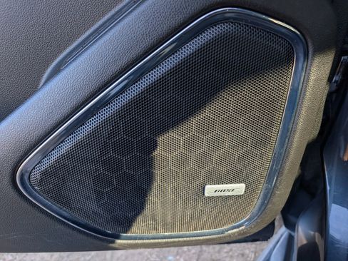 Used 2019 Chevrolet Tahoe LT image 19