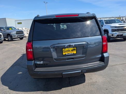 Used 2019 Chevrolet Tahoe LT w/ RST Edition image 7