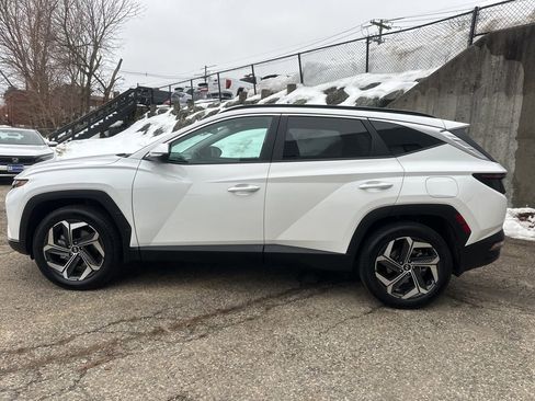 Used 2023 Hyundai Tucson SEL w/ Convenience Package image 3