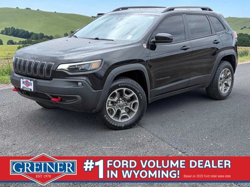 Used 2022 Jeep Cherokee Trailhawk AWD/4WD image 1