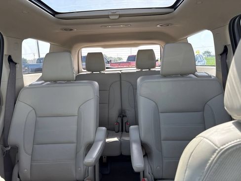 Used 2019 GMC Acadia Denali AWD/4WD image 32