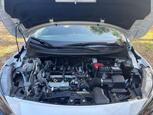 Used 2025 Nissan Versa SV image 32