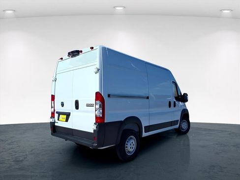 New 2026 RAM ProMaster 1500 w/ Convenience Group image 8
