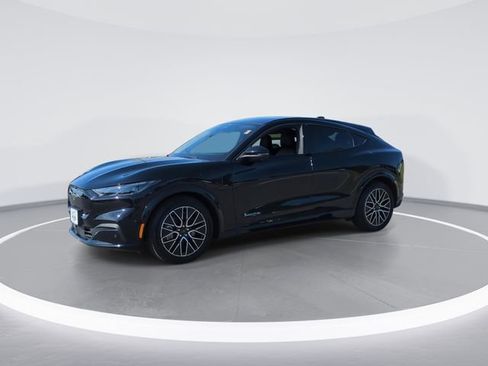 Used 2024 Ford Mustang Mach-E Premium AWD/4WD image 4