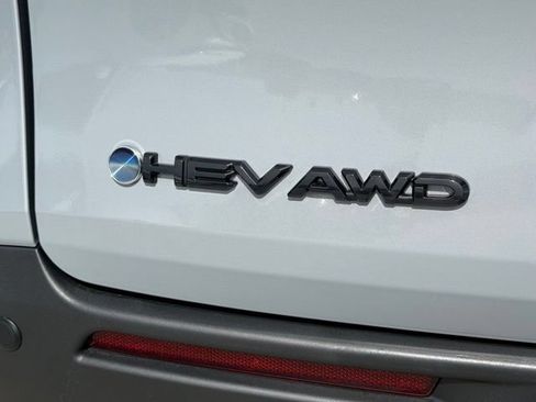 Certified 2026 Toyota Sienna XLE Woodland Edition AWD/4WD image 8