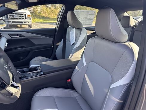 New 2026 Toyota Camry SE image 14