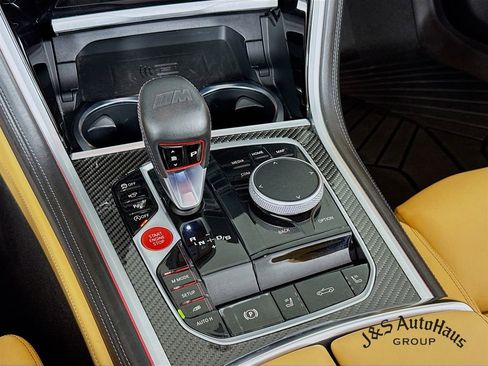 Used 2020 BMW M8 Convertible image 21