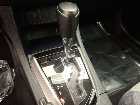 Certified 2016 Toyota Corolla L image 12