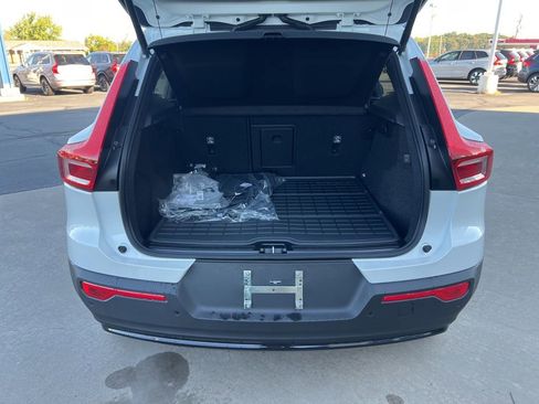 New 2026 Volvo XC40 B5 Plus w/ Protection Package Premier image 30