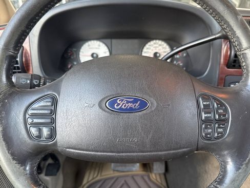 Used 2006 Ford F350 Lariat AWD/4WD image 32