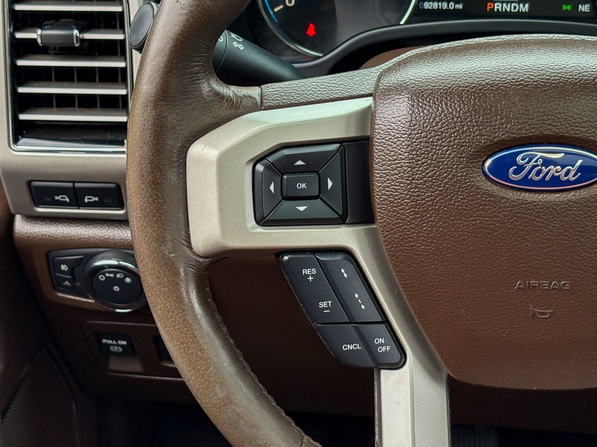 Used 2019 Ford F150 King Ranch w/ Equipment Group 601A Luxury AWD/4WD image 18